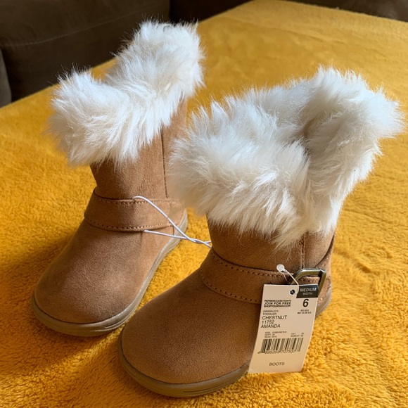 Piper Other - Toddler girl winter boots